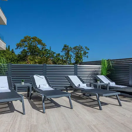 In 45065 Apartment Crikvenica