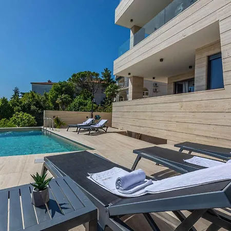 Apartment In 45065 Crikvenica