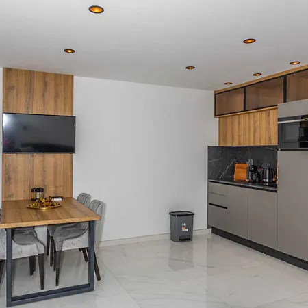 Apartment In 45065 Crikvenica